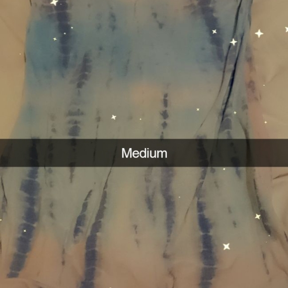 Dresses - Picture 3 of 3